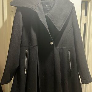 Liz Claiborne Black Cape Coat with Silver Accents
